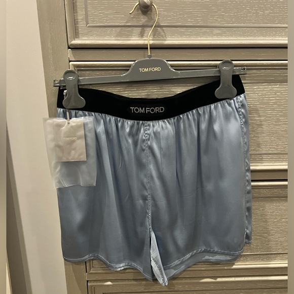 Tom Ford Pale Blue Silk Shorts - Picture 2 of 7